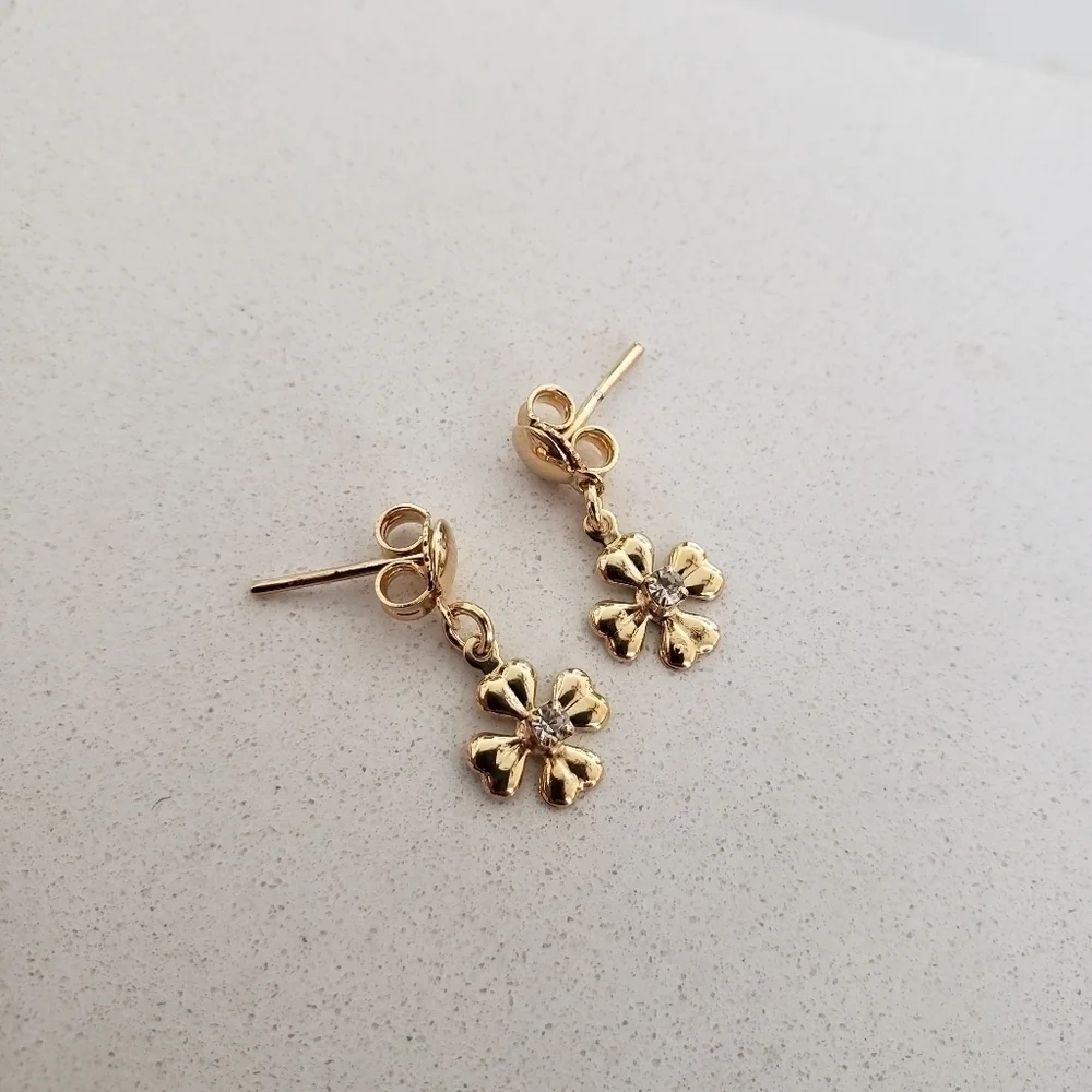 FLOWER earrings - Picture 3 of 4